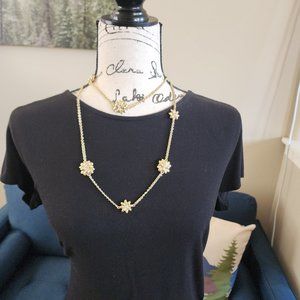 Gold Tone Flower Necklace